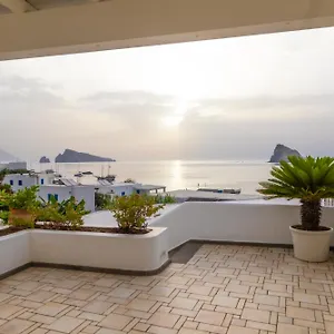 La Terrazza Panarea