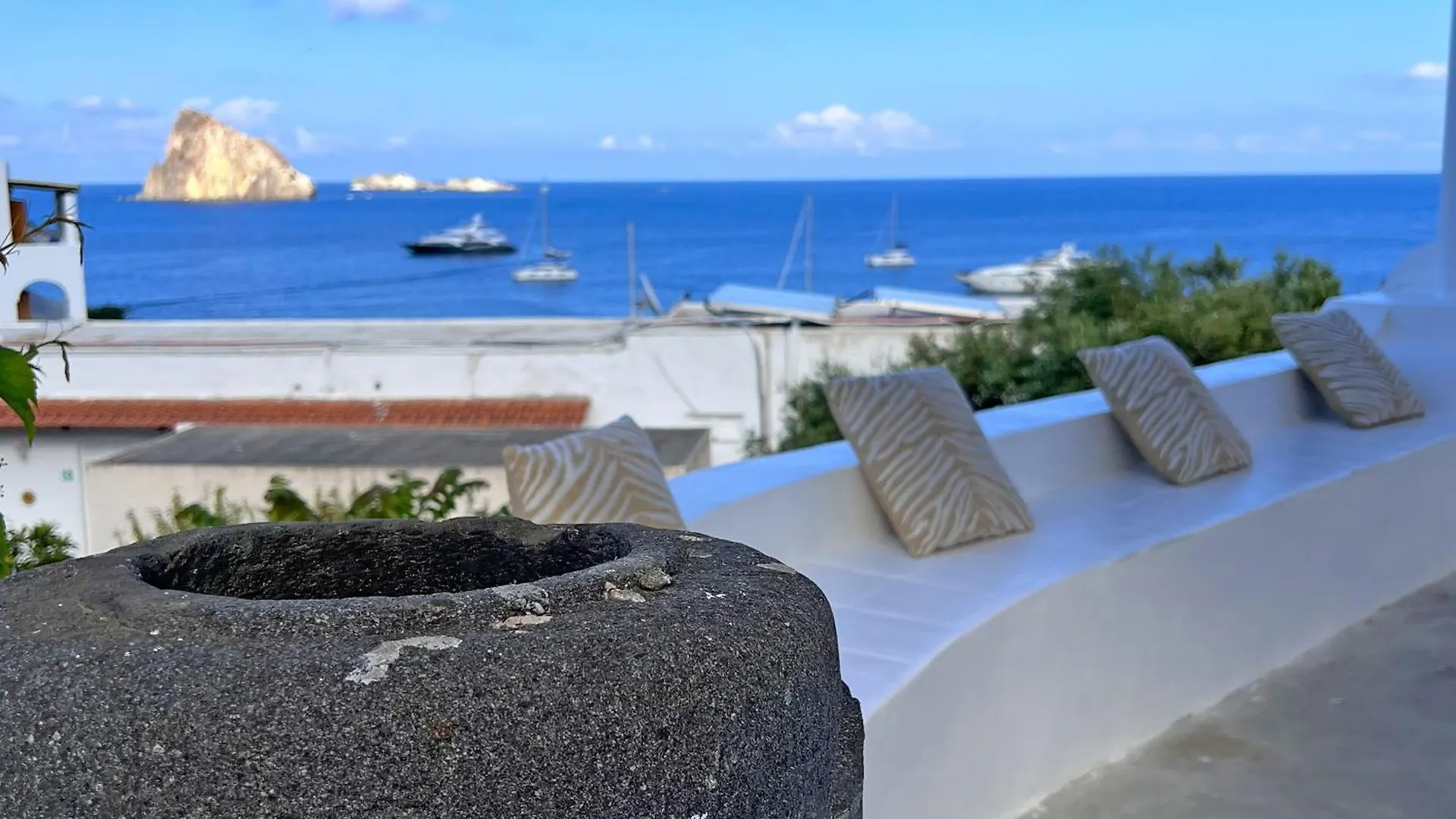 Dependance La Caletta Hotel Panarea Italy