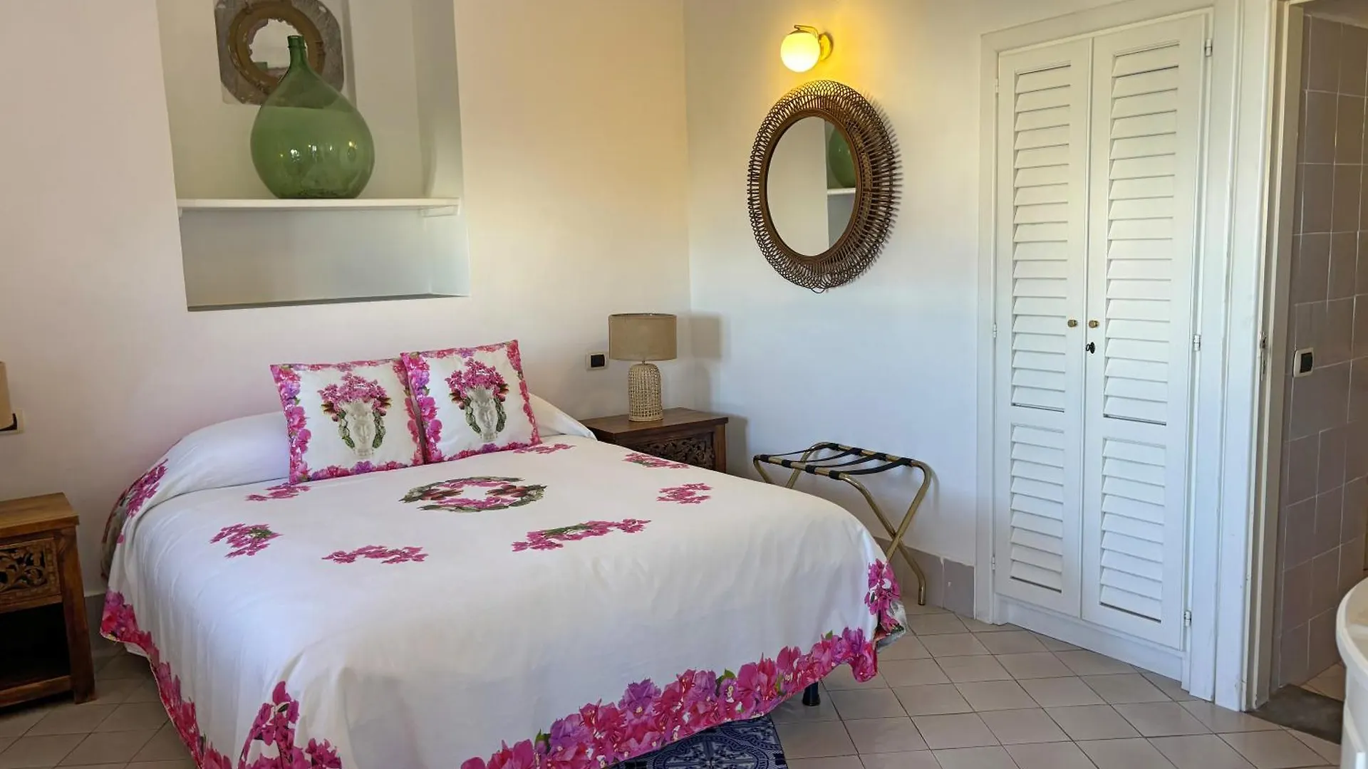 Dependance La Caletta Hotel Panarea Guest house
