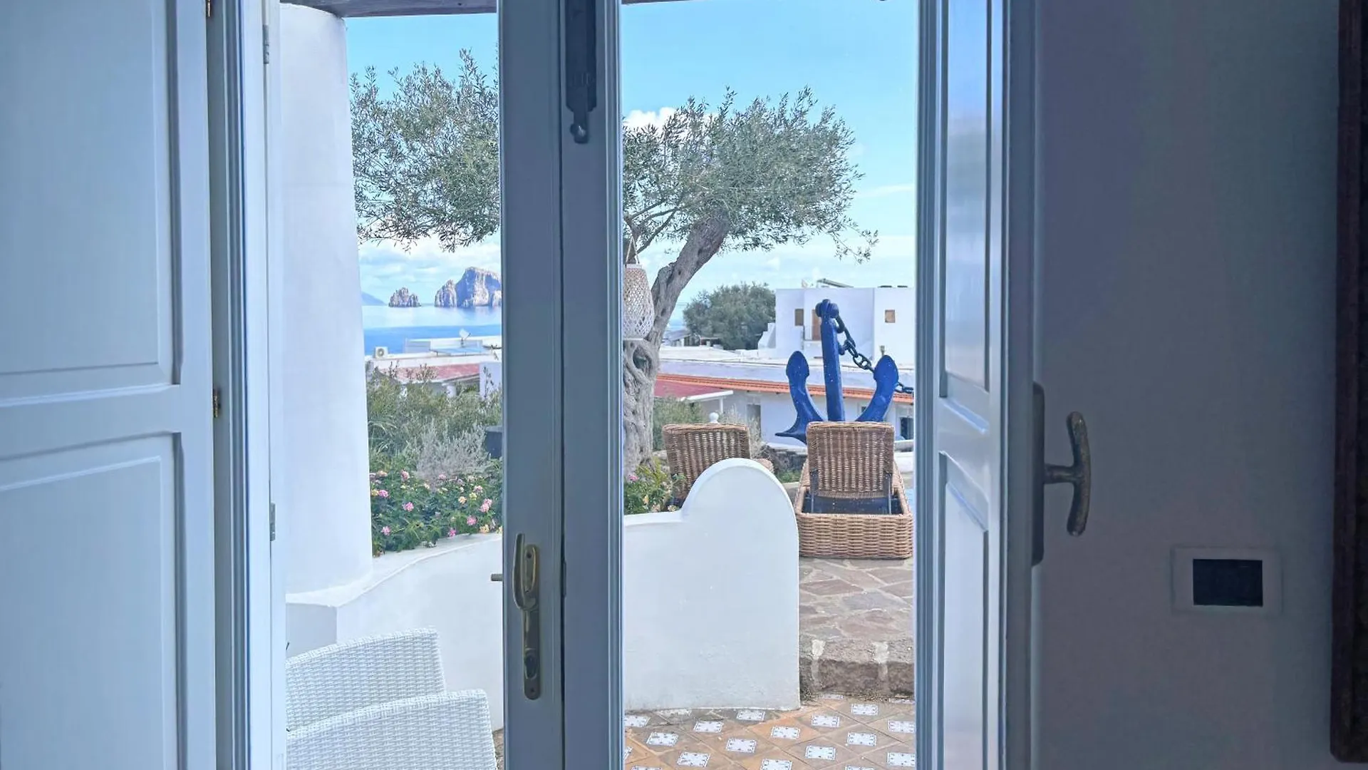Dependance La Caletta Hotel Panarea Guest house