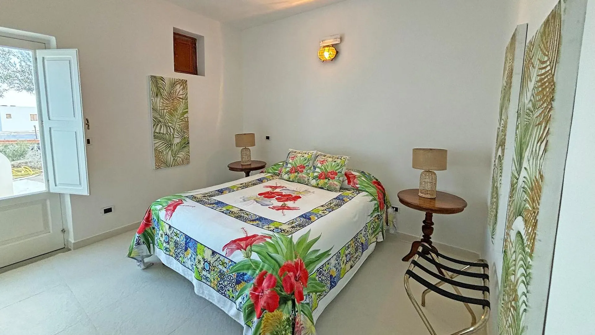 Dependance La Caletta Hotel Panarea 2*,